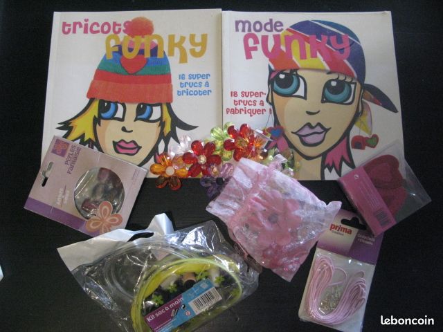 GUIDE LOISIRS CREATIFS : lot de 2 livres mode couture customisation funky + accessoires ) (image 1)