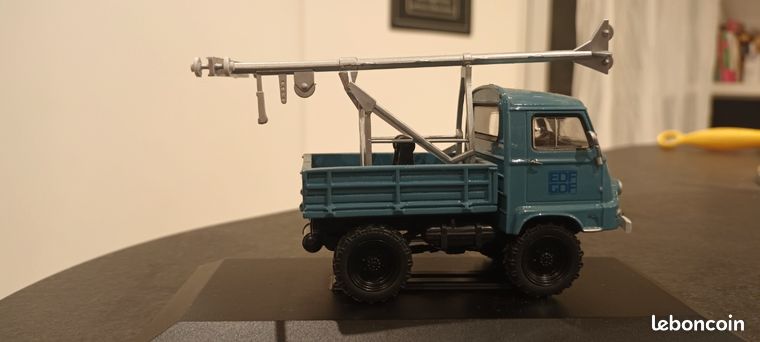 Hachette 1:43 - Camión a escala - Renault Sinpar Castor 1200D 4X4 1965
