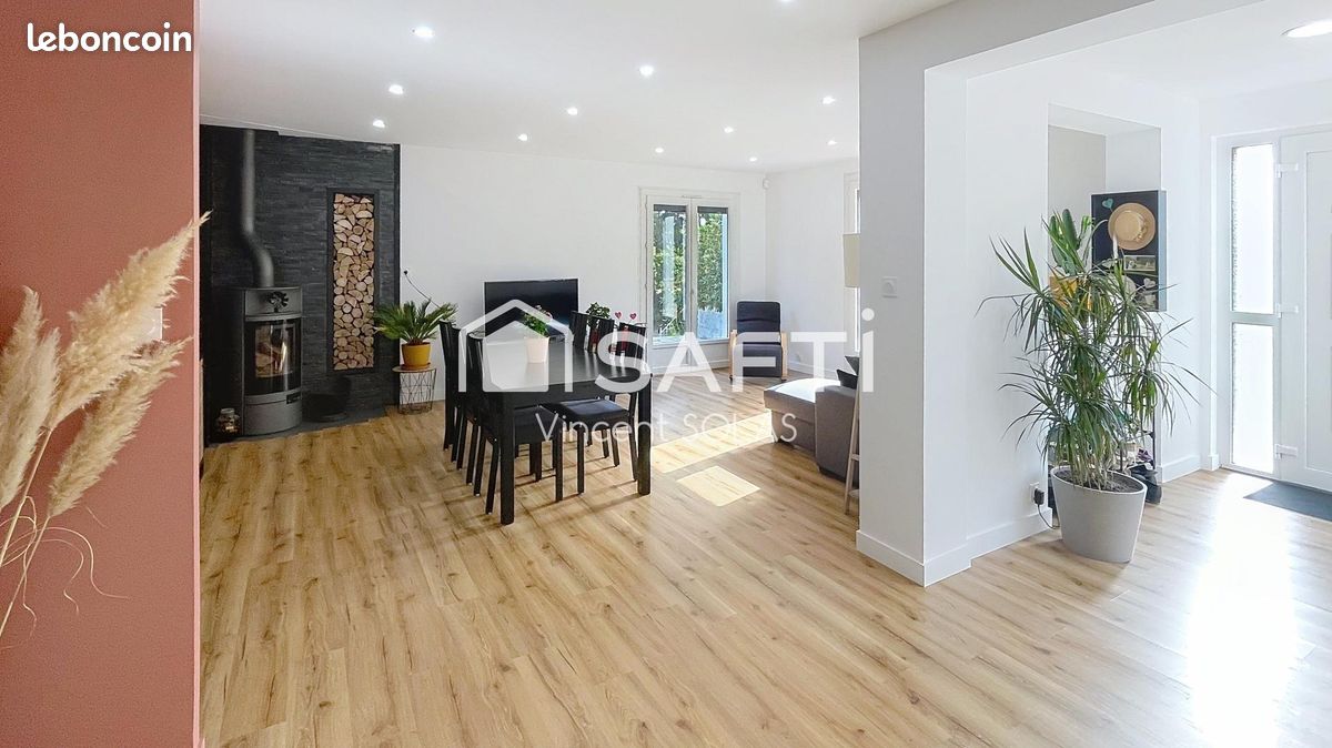 Maison 7 pièces 158 m² · à Aubigny-les Clouzeaux · 158 m² · 320 500 €