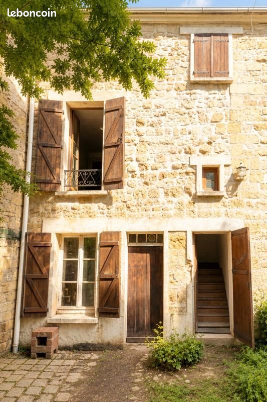 Maison 2 pièces 70 m² · à Auvers-sur-Oise · 70 m² · 169 000 €