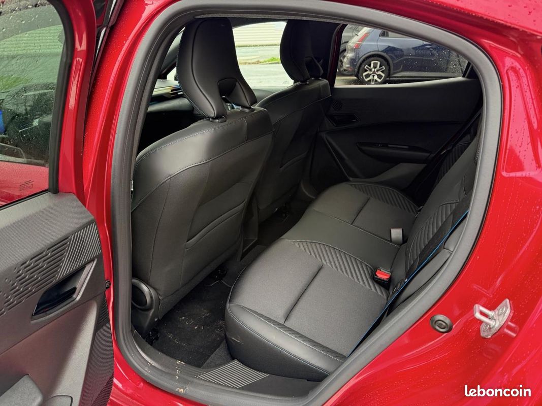 RENAULT CLIO 1.8 E-Tech Hybride - 160 - BVA multi-modes VI BERLINE Esprit Alpine (image 5)