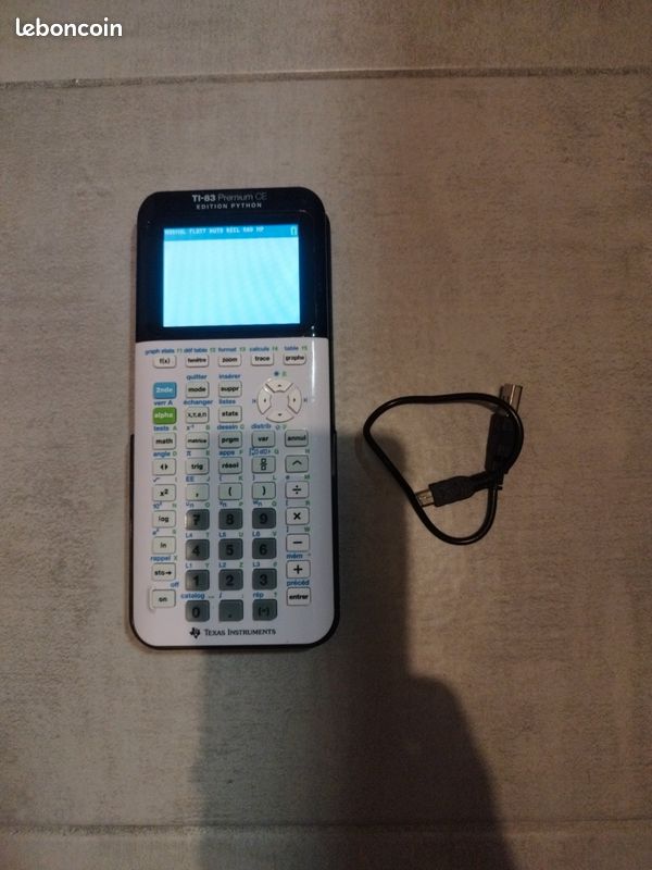 Calculatrice Texas Instruments TI-83 Premium CE – Fonctionnelle Occasion