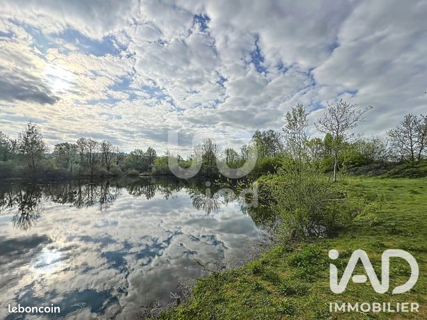 Terrain 26152 m² Champs-sur-Yonne