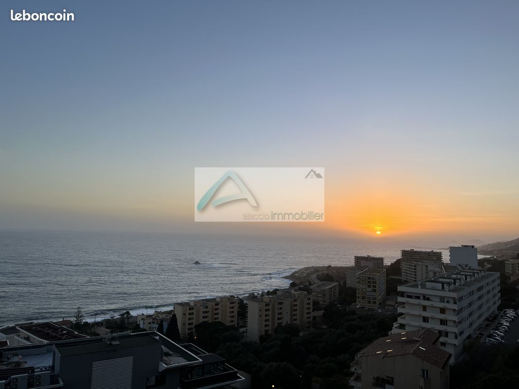Appartement 2 pièces 54 m² · à Ajaccio · 54 m² · 820 €/mois