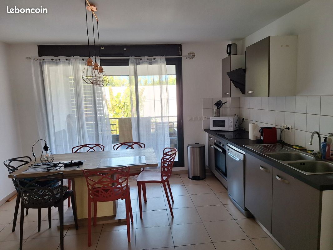 Appartement 2 pièces 46 m² · à L'Étang-Salé · 46 m² · 1 200 €