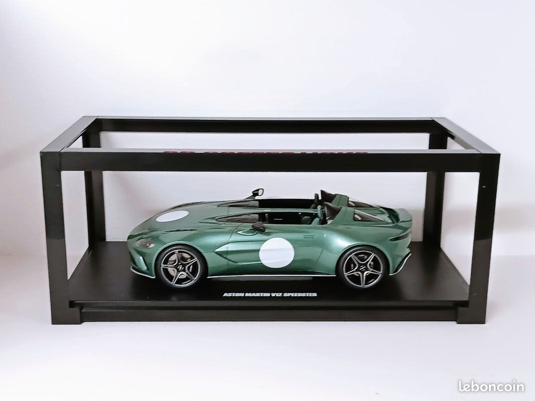 1/18 GT SPIRIT Aston martin V12 Speedster 2021 Skyfall Silver GT430 EUR 104,99 - FR
