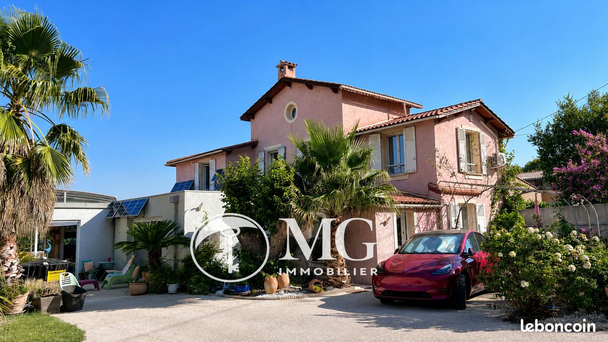 Maison 8 pièces 200 m² · à Les Mées · 200 m² · 636 000 €
