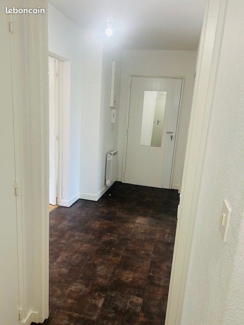 Appartement a louer chatellerault - 4 pièce(s) - 95 m2 - Surfyn