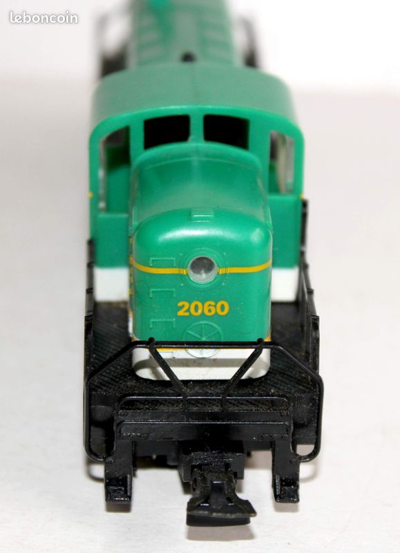 Mehano ho locotracteur, locomotive motrice diesel southern 2060, 2 rails train - Collection