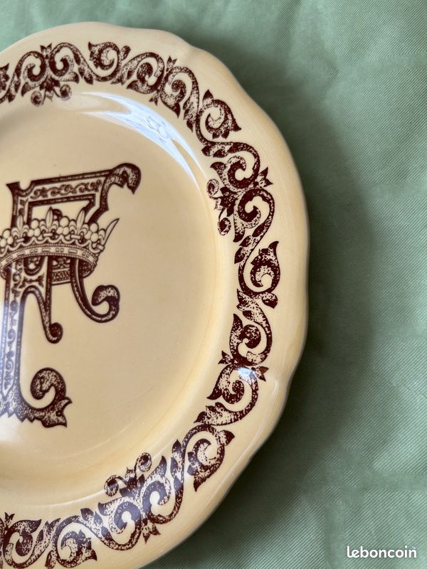 7 assiettes a desserts k&g luneville decor jaune lisere noir vintage