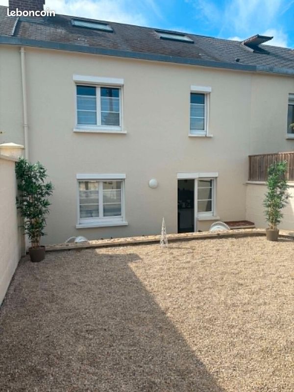 Maison 5 pièces 77 m² · à Rivery · 77 m² · 220 000 €