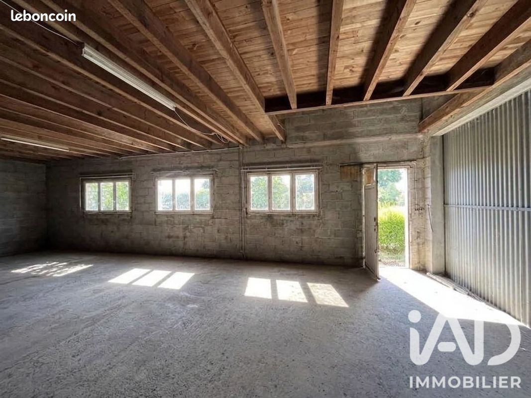 Maison 5 pièces 130 m² · à Saint-Mars-du-Désert · 130 m² · 120 000 €