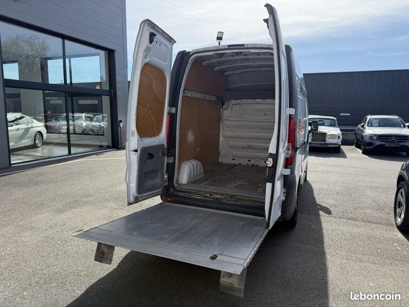 Renault TRAFIC II FG L1H2 1200 2.0 DCI 90CH CONFORT (image 20)