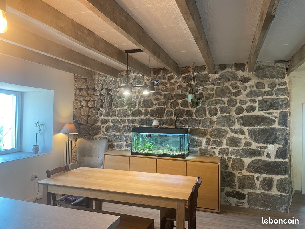 Maison 9 pièces 200 m² · à Beauvène · 200 m² · 400 000 €