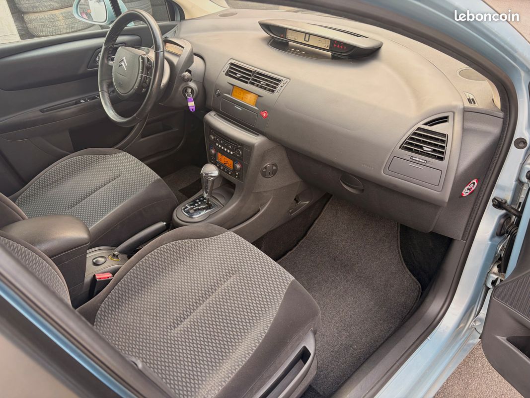 Citroën C4 1.6 essence exclusive boîte automatique 110ch seulement 99000 km 1er propriétaire +++ garantie 12 mois +++ suivi complet (image 4)