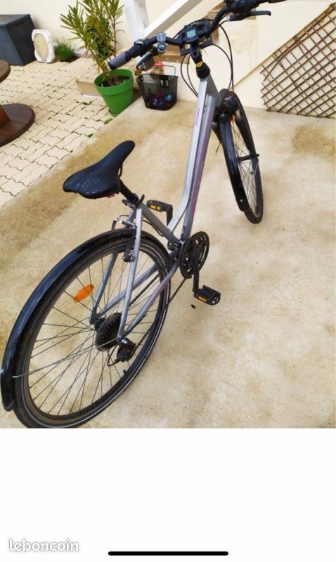 VTC Nakamura FIT 200 taille M Vélos