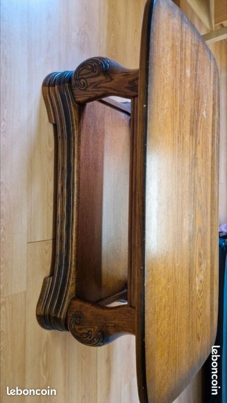 Table basse en chêne (image 1)