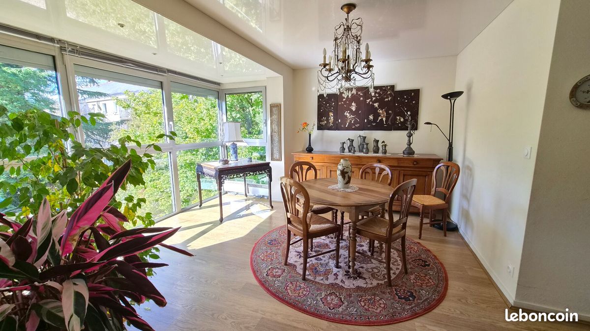 Appartement 6 pièces 134 m² · à Saint-Avertin · 134 m² · 243 800 €