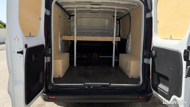 Renault Trafic III L1H1 2.0 Blue dci 110ch | Radar de recul (image 2)