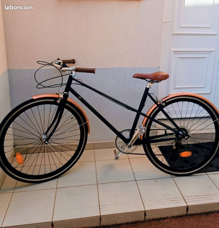 Vélo de ville femme (image 1)
