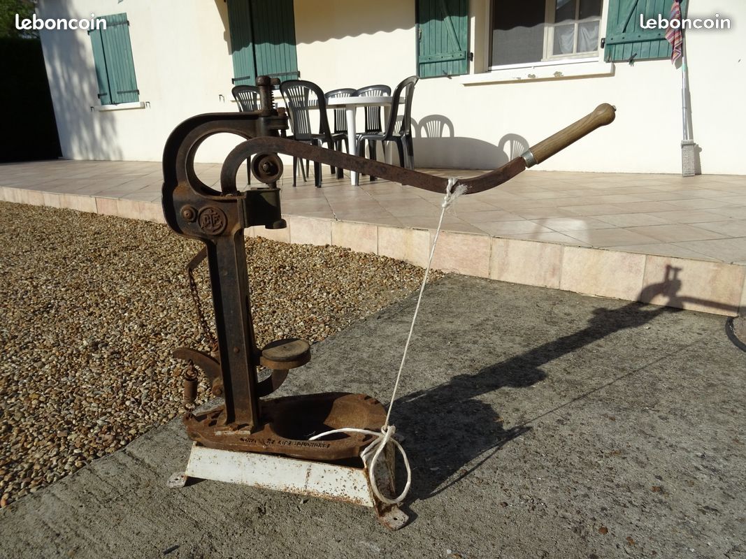 Boucheuse (image 1)