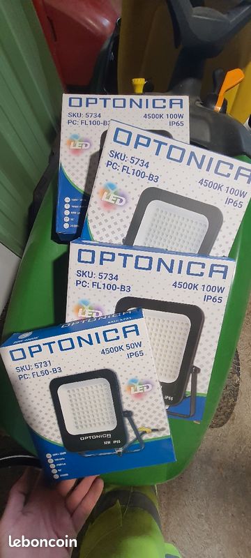 Projecteur led 100watts 9000 lms - IP65 (image 6)