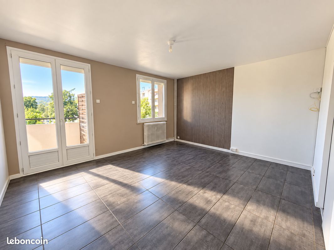 Appartement 3 pièces 58 m² · à Annonay · 58 m² · 90 000 €