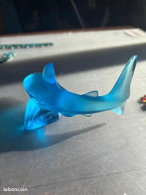 Requin lalique (image 2)