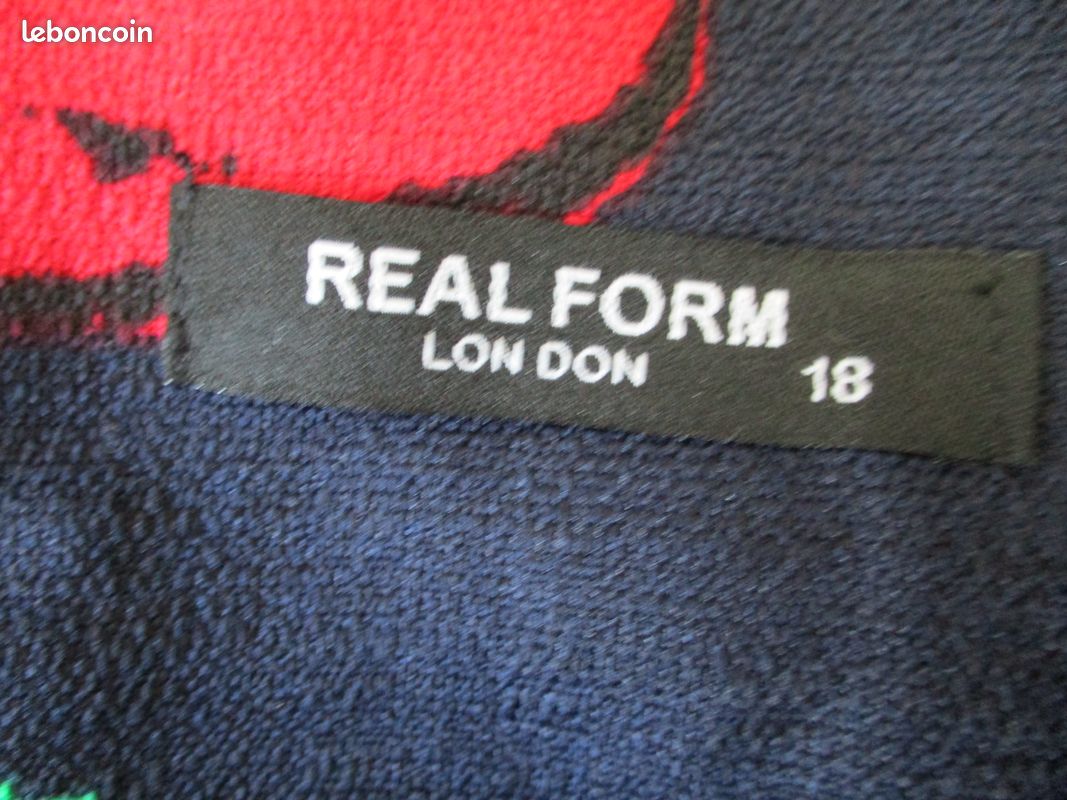 Robe neuve imprimée Real Form LONDON (image 7)