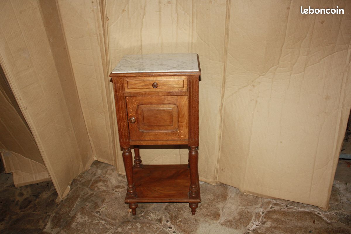 Table de nuit (image 1)