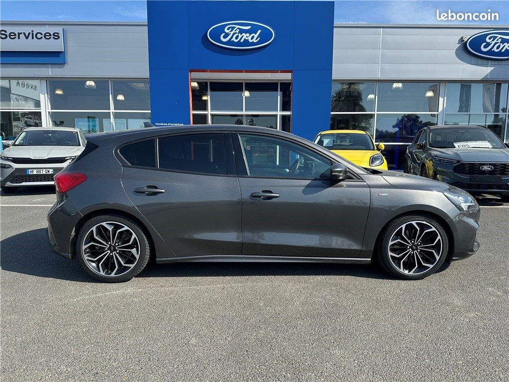Ford Focus IV 2.0 ECOBLUE 150 S&S ST Line (image 4)