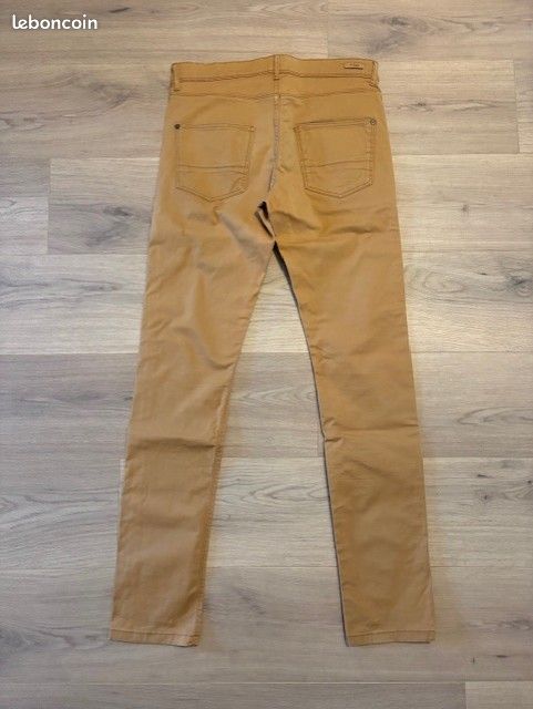 Pantalon homme couleur camel BURTON taille 40 en parfait état