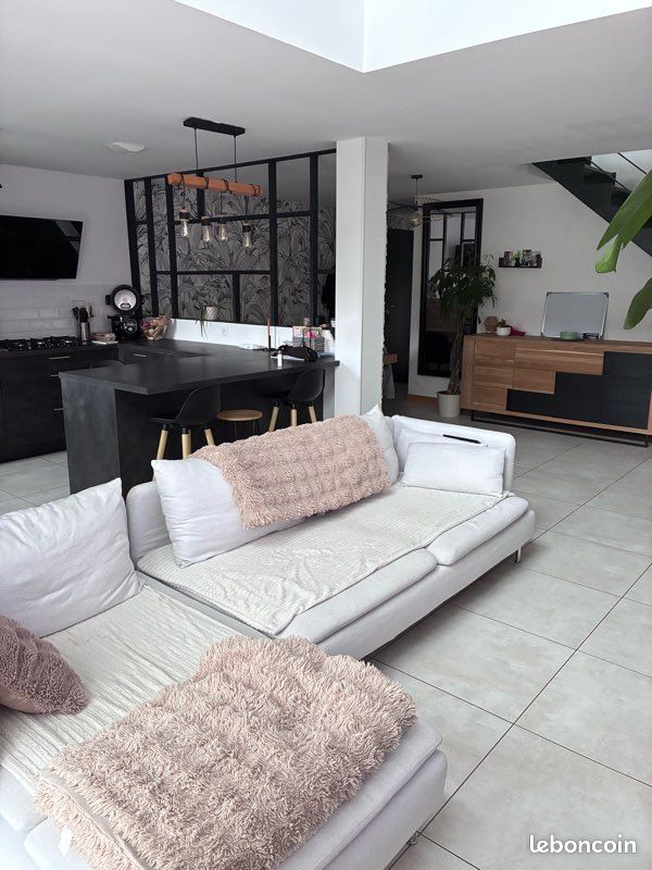 Maison 6 pièces 123 m² · à Guichen · 123 m² · 330 000 €