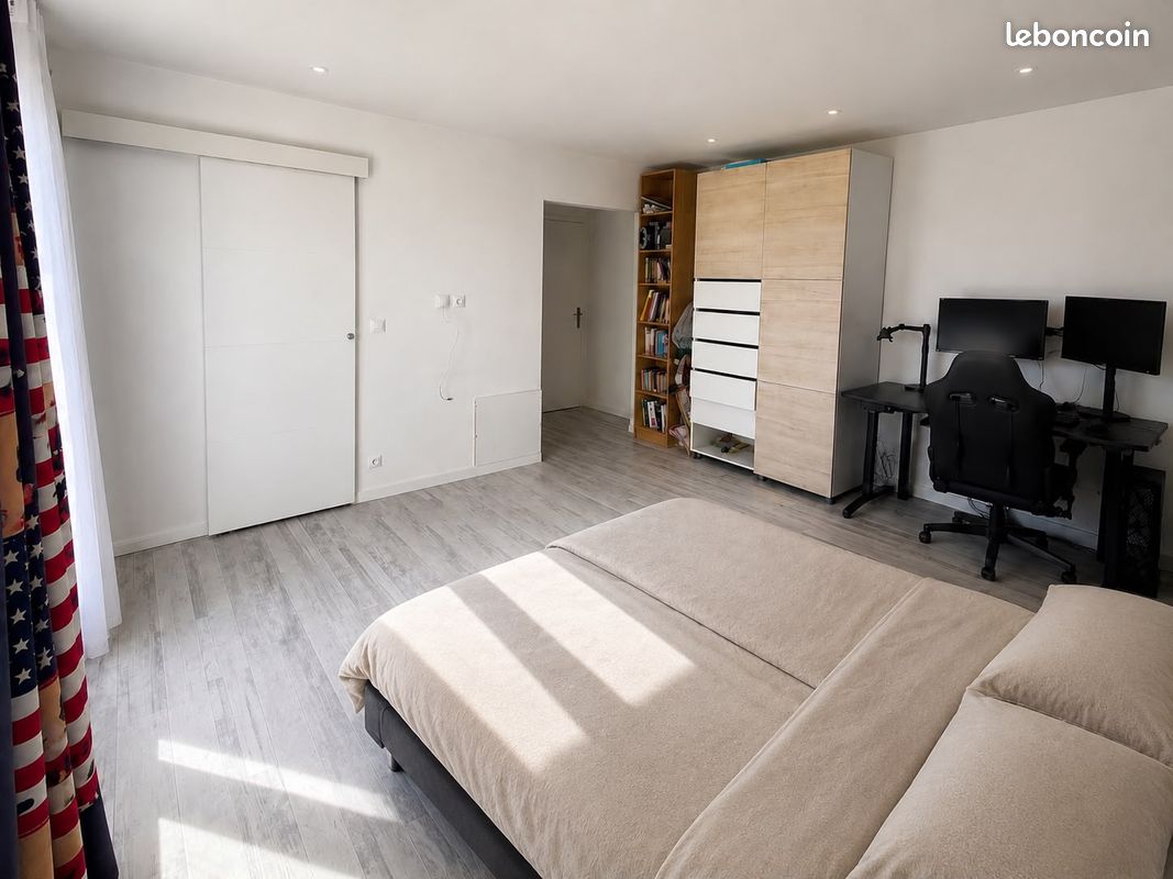 Appartement 1 pièce 30 m² · à Saint-Maur-des-Fossés · 30 m² · 1 180 €