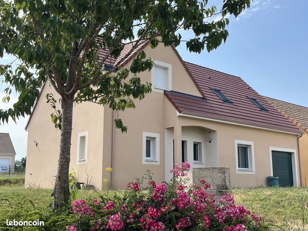 Maison 5 pièces 116 m² · à Domfront-en-Champagne · 116 m² · 260 000 €