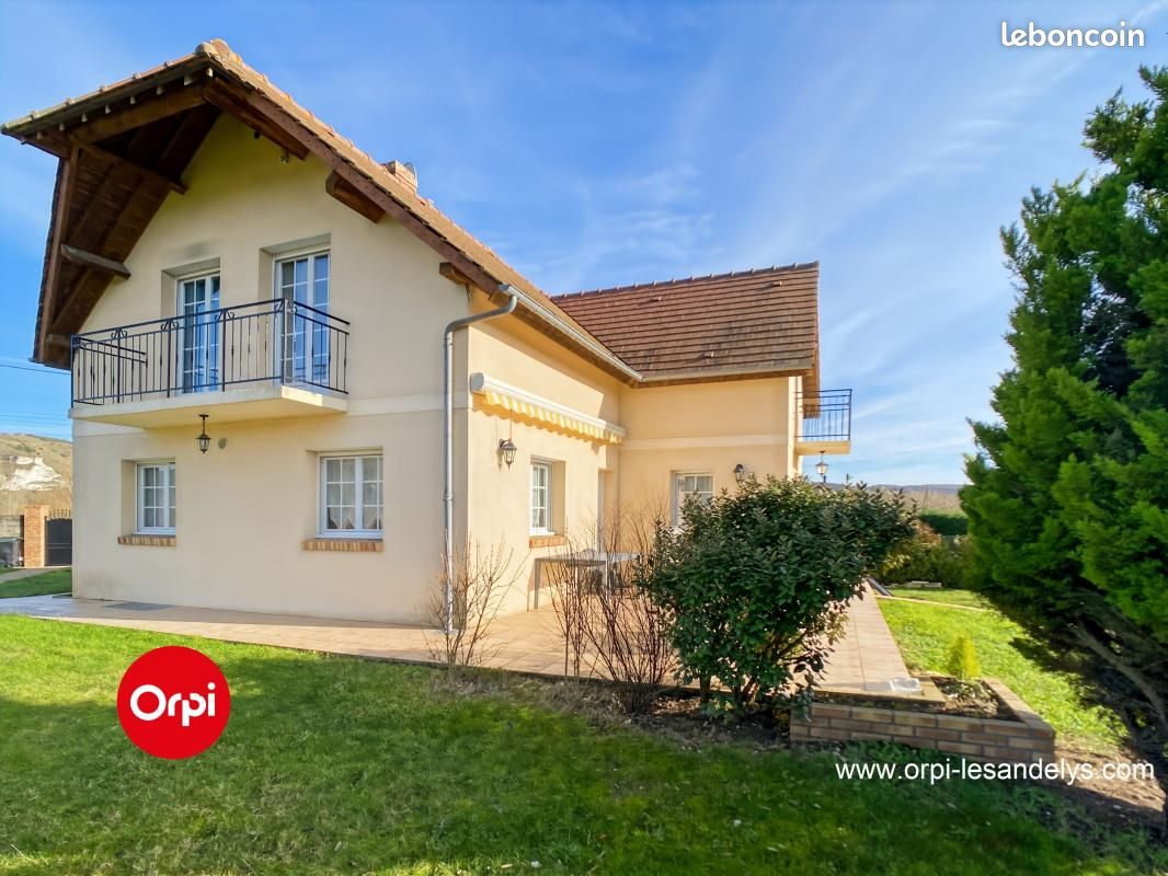 Maison 5 pièces 115 m² · au Val d'Hazey · 115 m² · 315 000 €