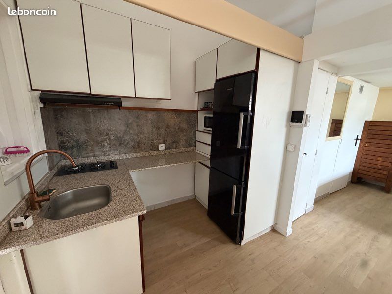 Appartement 2 pièces 50 m² · à Pointe-À-Pitre · 50 m² · 890 €/mois