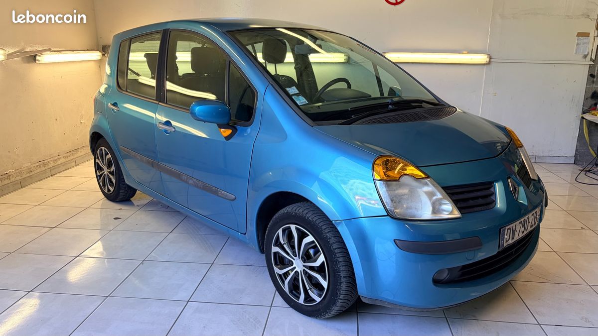 Renault Modus 1.5 dCi 68 cv Pack) Clim Dynamique (image 2)