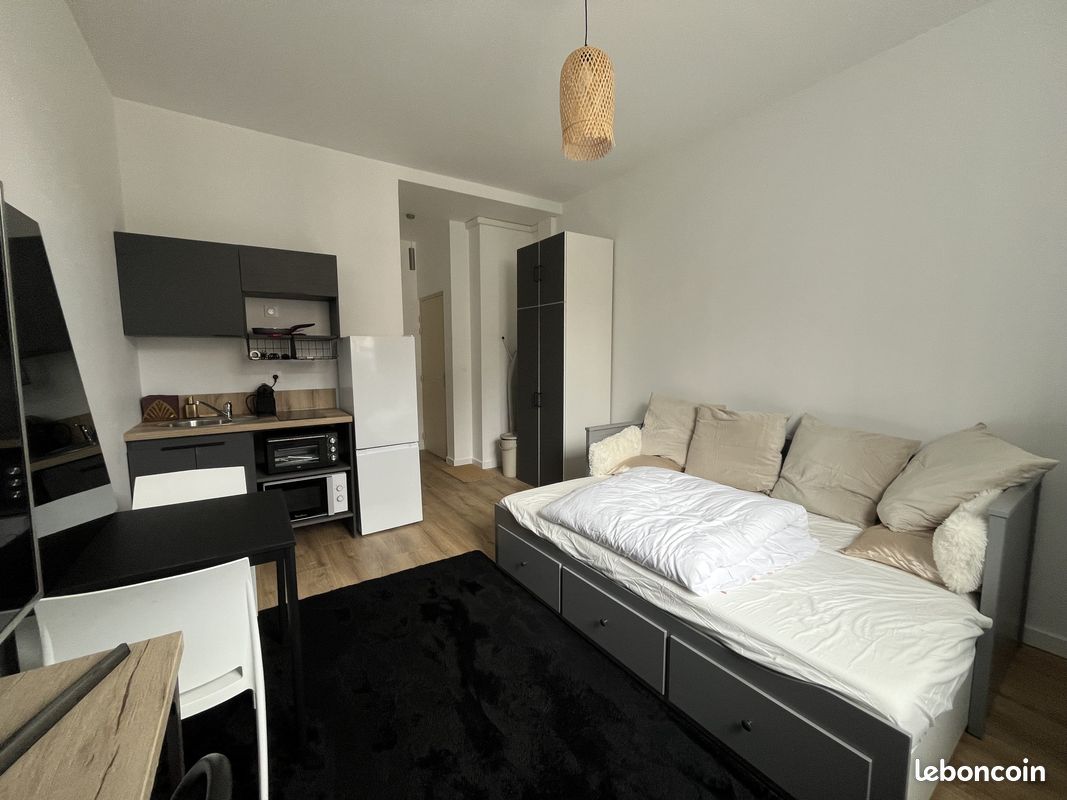 Appartement 1 pièce 21 m² · à Saint-Étienne · 21 m² · 440 €