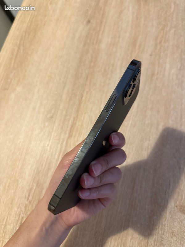 Iphone 12promax (image 4)
