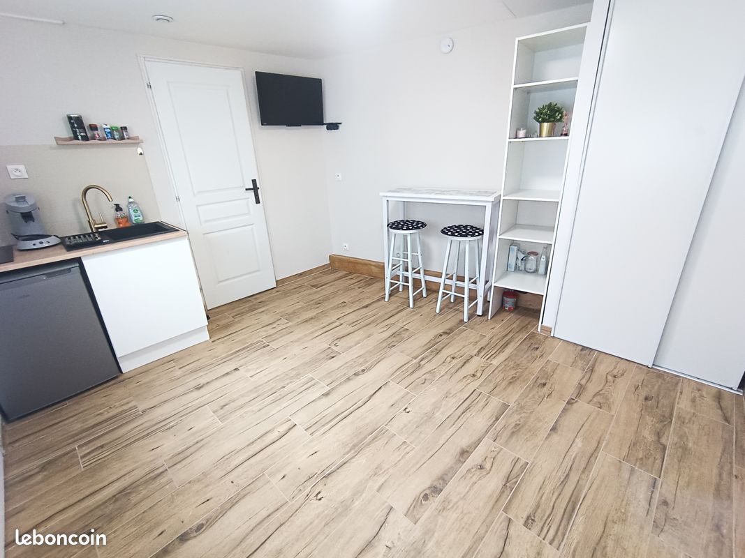 Appartement 1 pièce 18 m² · à Champagne-sur-Seine · 18 m² · 54 000 €