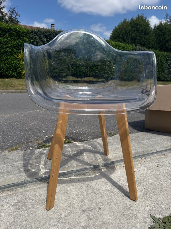 Fauteuil salon pied en bois (image 3)