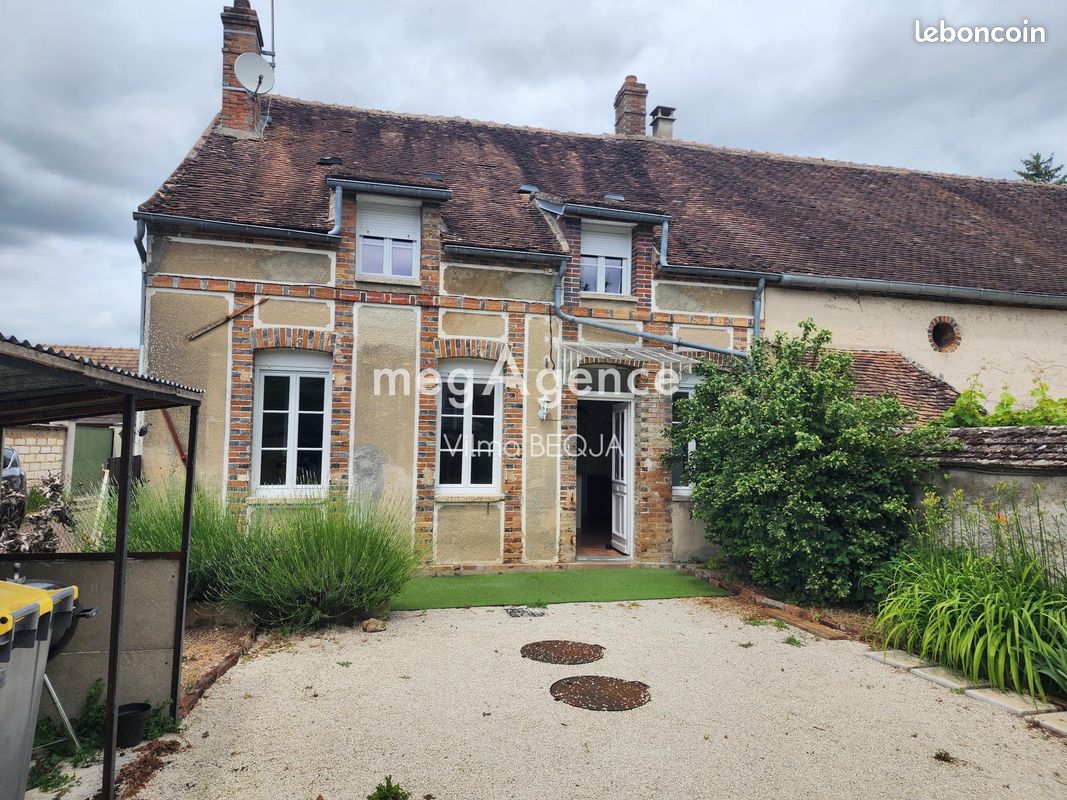 Maison 4 pièces 98 m² · à Fontaine-la-Gaillarde · 98 m² · 168 000 €
