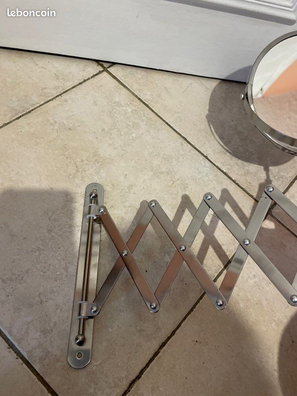 Miroir télescopique grossissant IKEA (image 6)