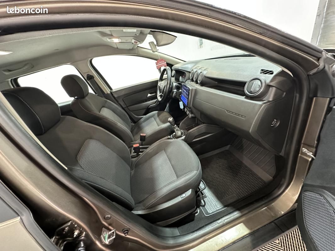 Dacia Duster Blue dCi 115 4x4 Essentiel (image 18)