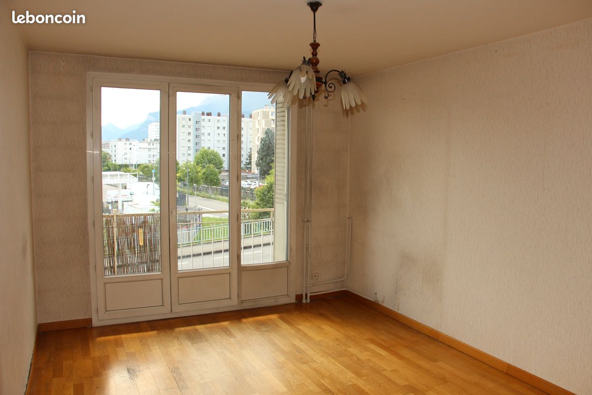 Appartement 3 pièces 56 m² · à Grenoble · 56 m² · 99 000 €