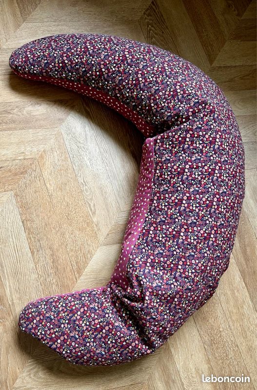 Coussin d’allaitement / de maternité Les Babilleuses (image 2)