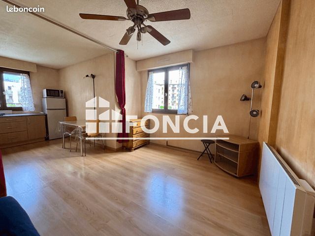 Appartement 1 pièce 25 m² · à Aix-les-Bains · 25 m² · 550 €