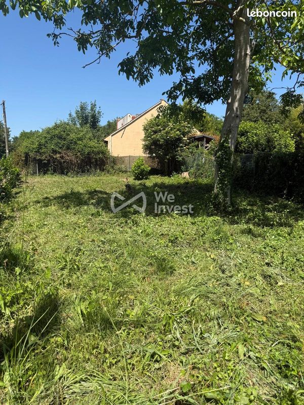 Terrain 288 m² · à La Celle-sur-Morin · 288 m² · 69 000 €