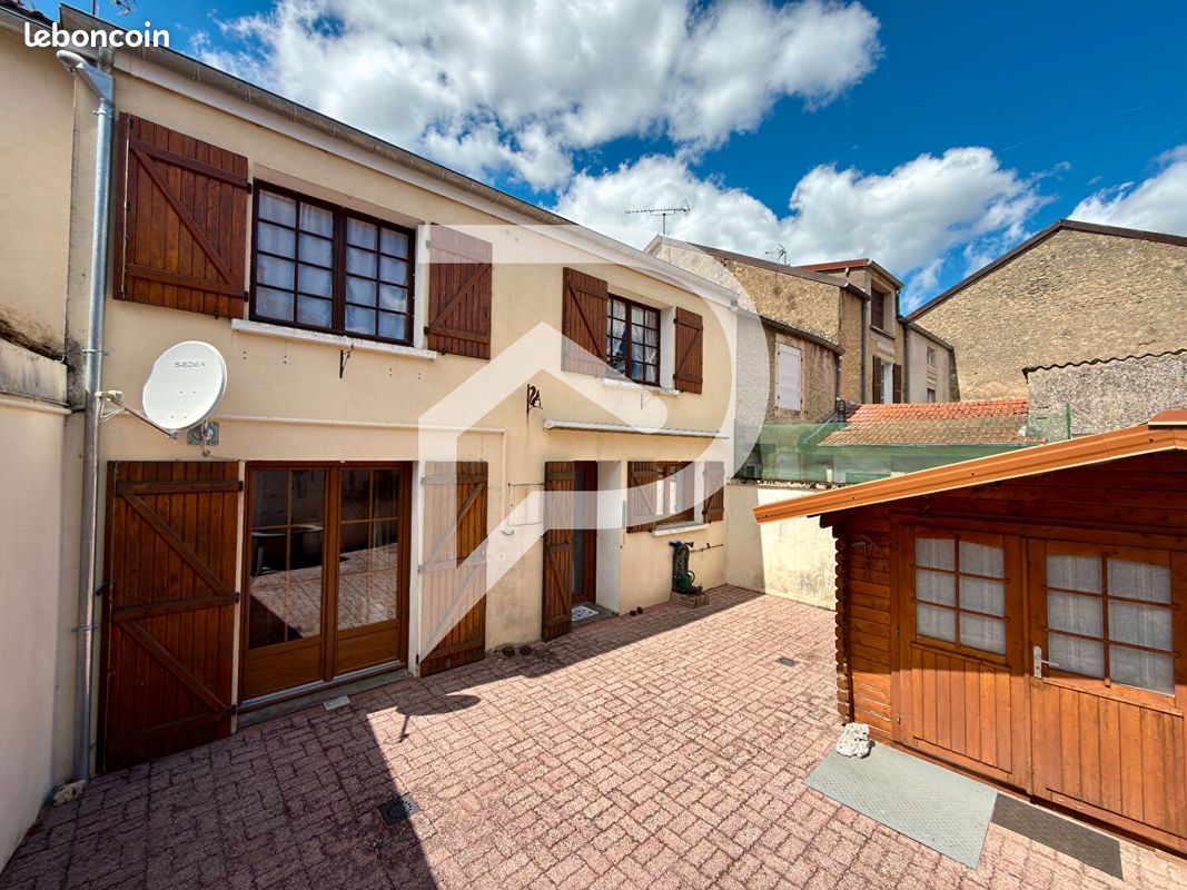 Maison 3 pièces 84 m² · à Nogent · 84 m² · 56 000 €